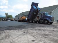 d&f Paving of Middlebury applies new asphalt to the parking area of Vermont Field Sports on Route 7 South of the village recently. d&f’s new surface is a handsome addition to the new building for the popular outdoor store.