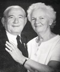 Lois and Donald celebrated fifty years together than in 1996!