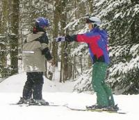 Taking the Snow Bowl by storm! Brianna tries out downhill skiing! 