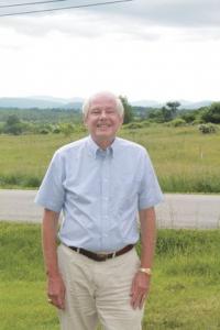 Wrapping up a thirty plus year practice in Addison County, Dr. Alan Curtiss will be headed south for the winter months, but will be headed back to his Shoreham home in time for planting season!